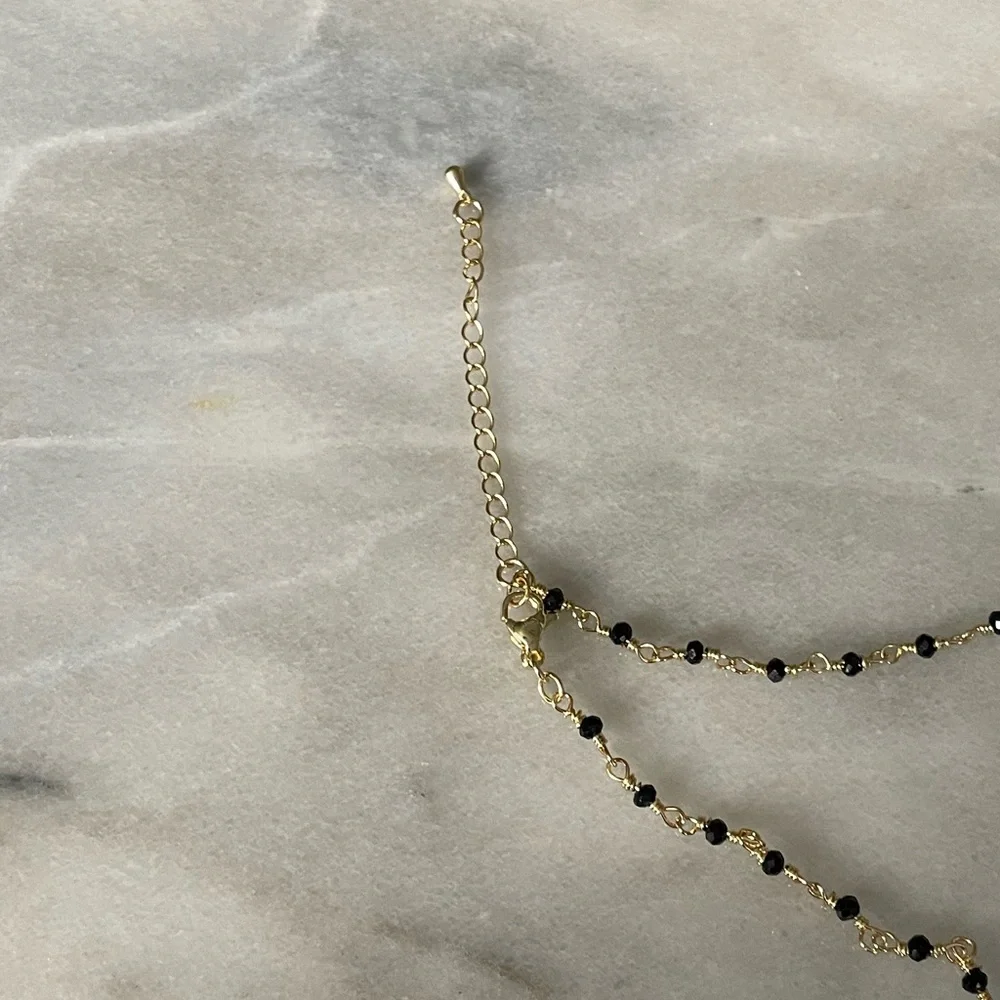 Gold and Cream Conch Shell Pendant Necklace - Picture 4 of 6